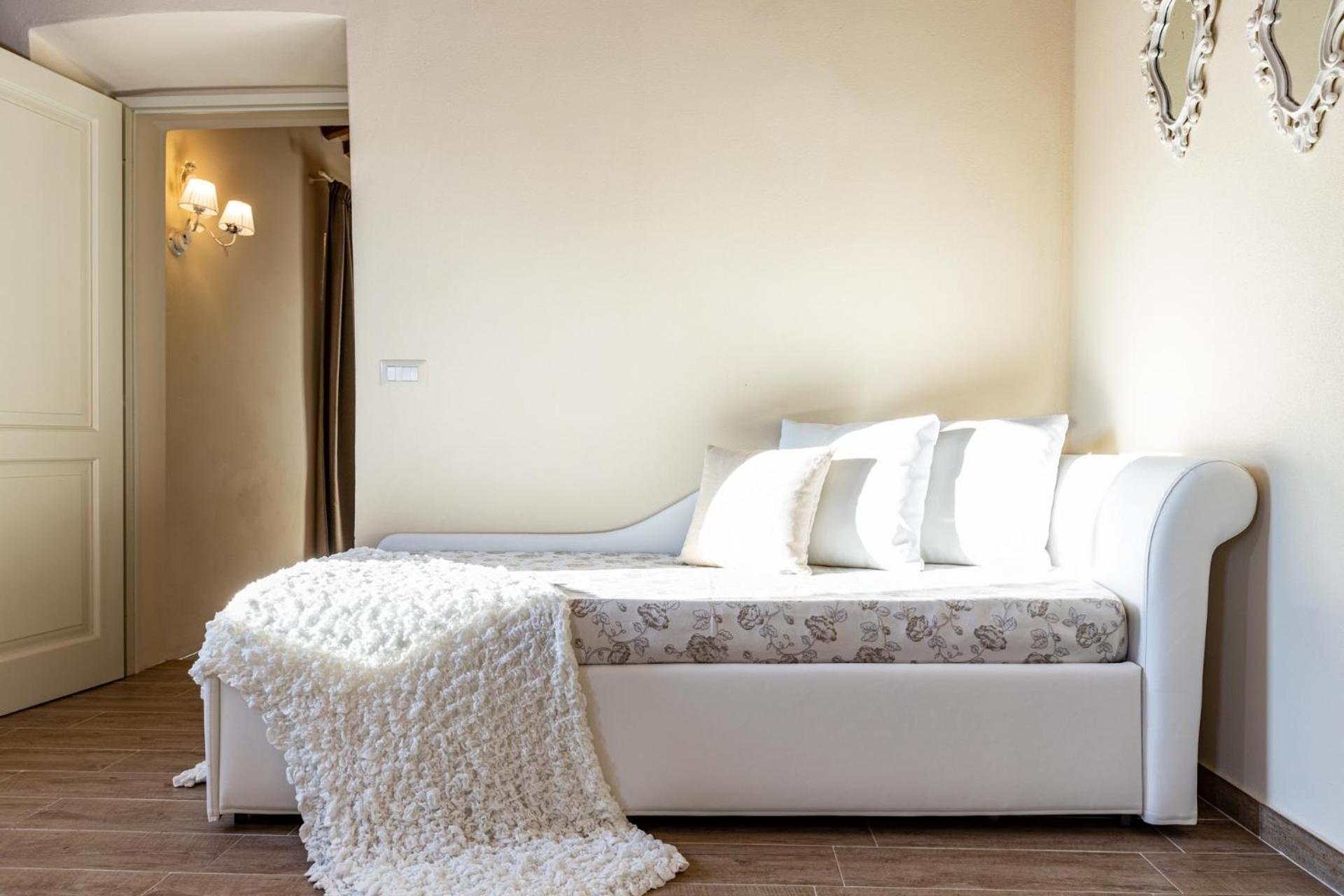 Gorgeous Villa Peccioli, With Private Pool, Ac, Wifi Legoli Kültér fotó