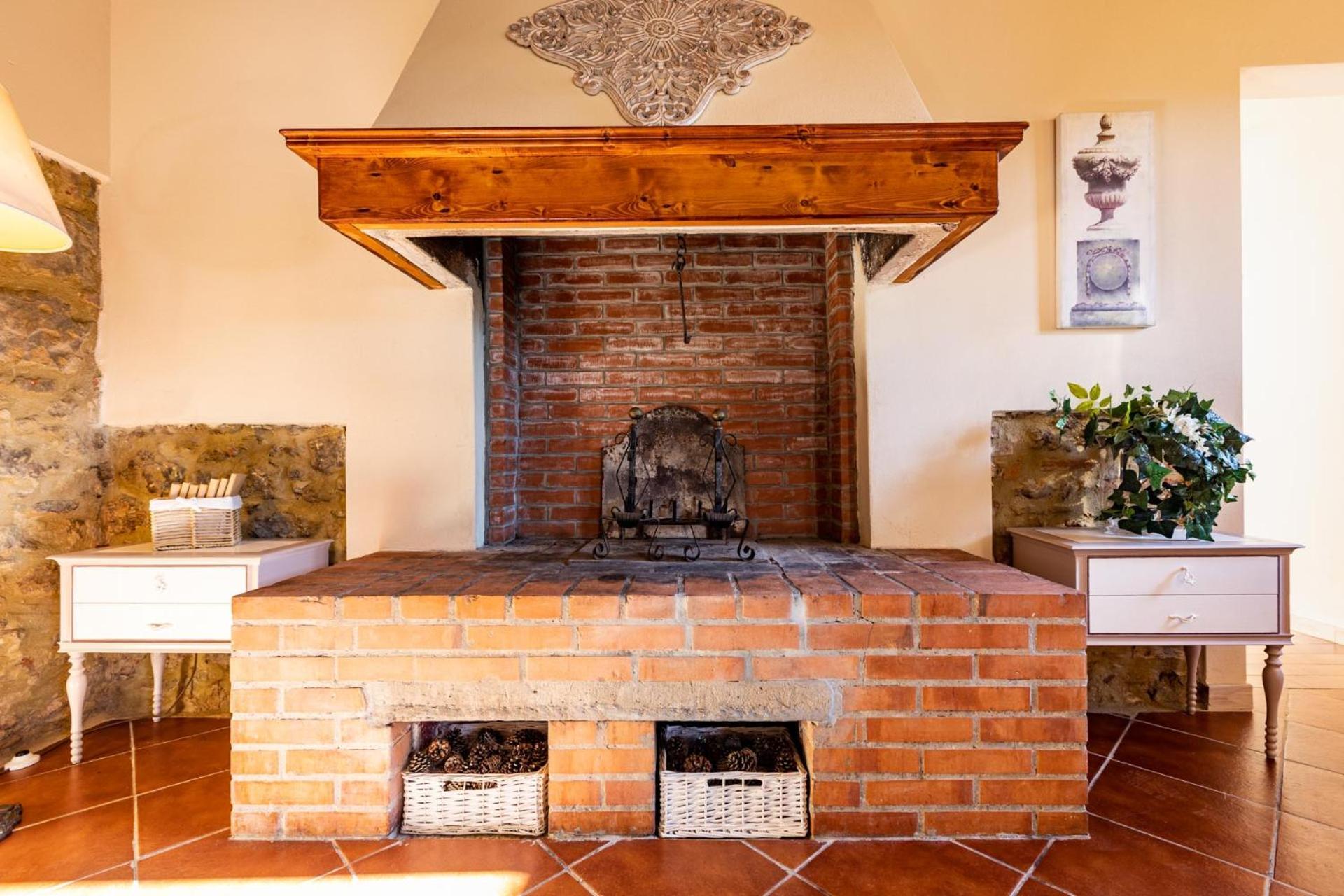 Gorgeous Villa Peccioli, With Private Pool, Ac, Wifi Legoli Kültér fotó