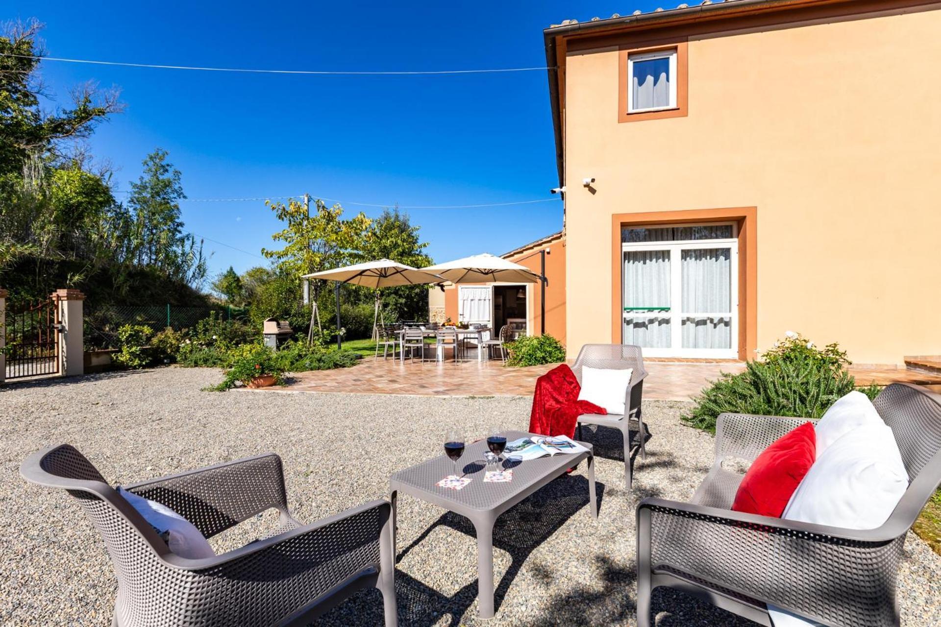 Gorgeous Villa Peccioli, With Private Pool, Ac, Wifi Legoli Kültér fotó